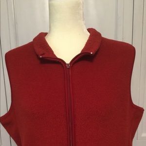 RED SOFT VEST